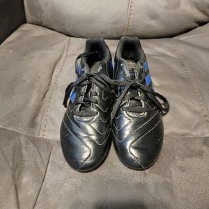Adidas outdoor soccer cleats youth size 3